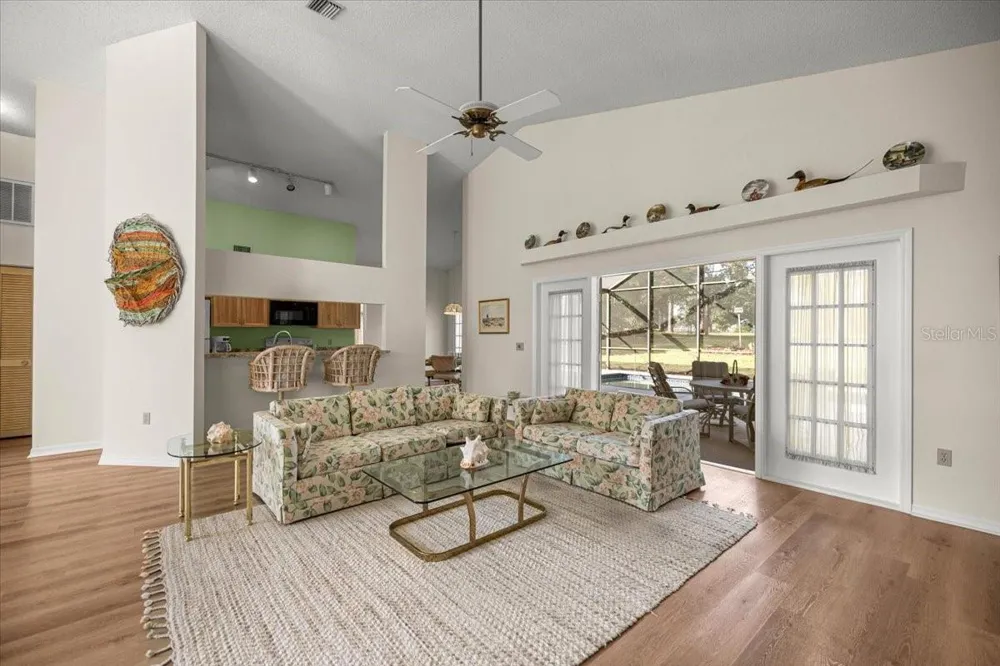 631 E LIBERTY STREET Hernando, FL 34442