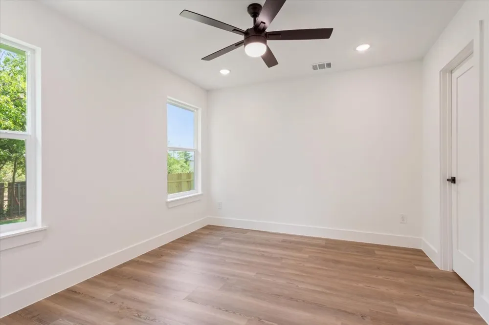 212 W Madison Street Hillsboro, TX 76645