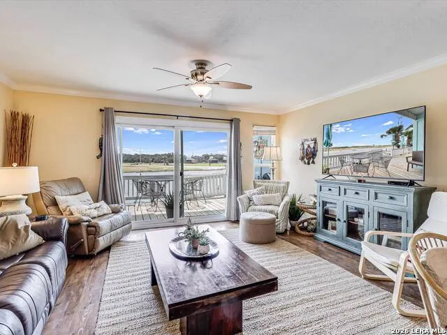 2292 Fulton Beach #APT 502 Rockport, TX 78382