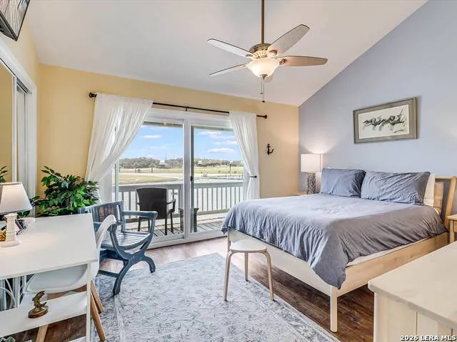 2292 Fulton Beach #APT 502 Rockport, TX 78382