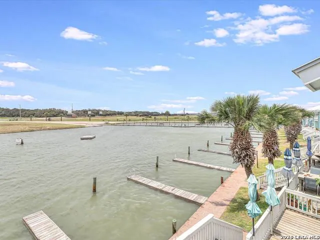 2292 Fulton Beach #APT 502 Rockport, TX 78382