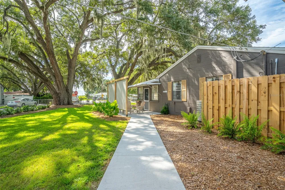 310 RICO WAY Auburndale, FL 33823
