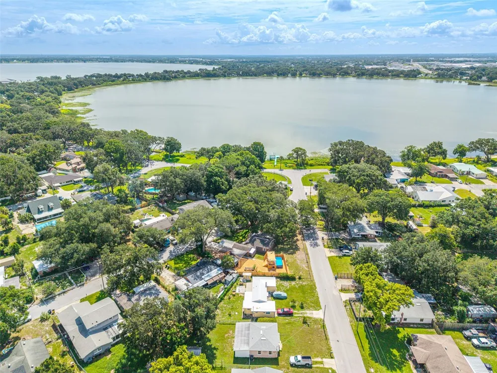 310 RICO WAY Auburndale, FL 33823
