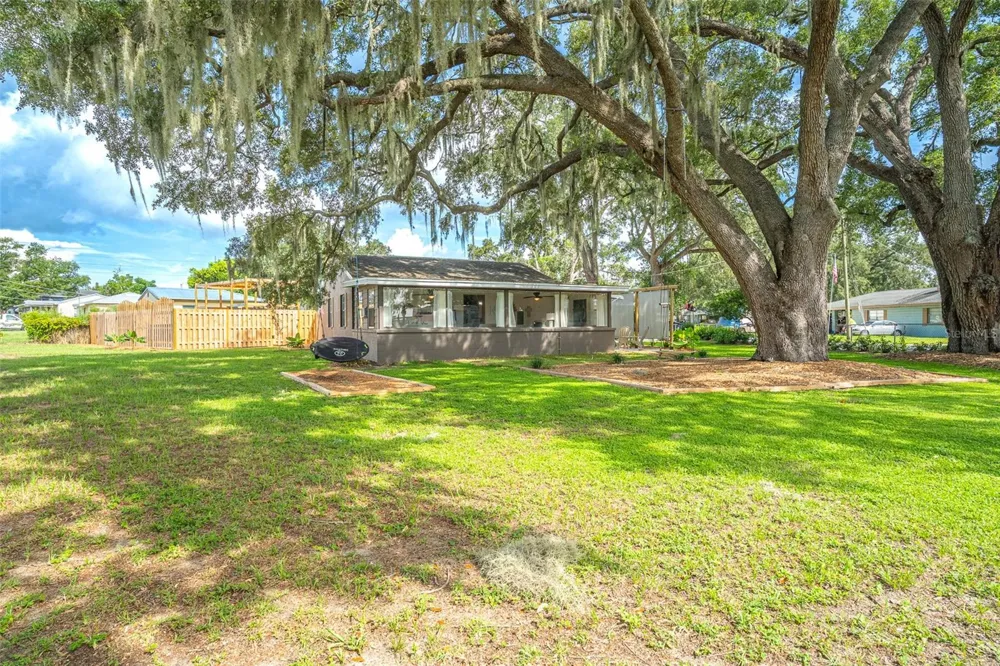 310 RICO WAY Auburndale, FL 33823
