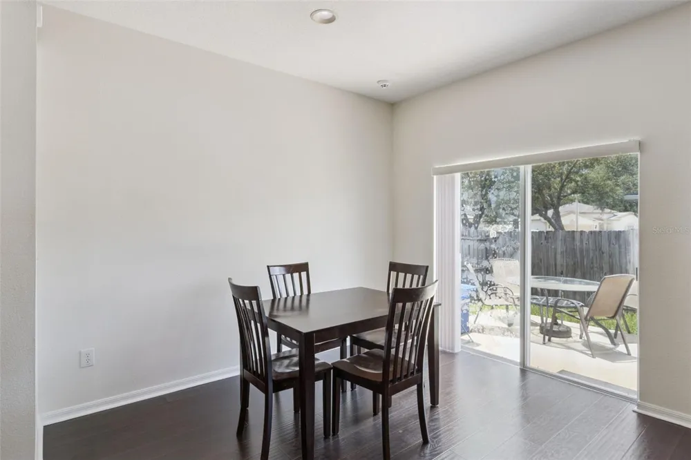 725 STAR POINTE DRIVE Seffner, FL 33584