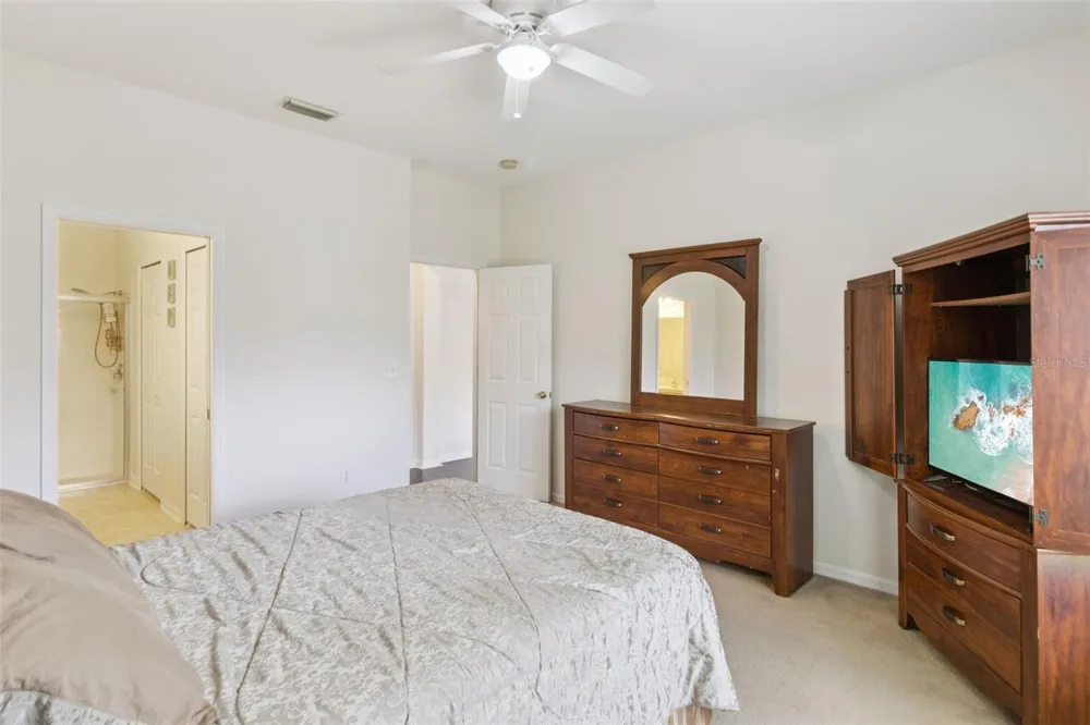 725 STAR POINTE DRIVE Seffner, FL 33584