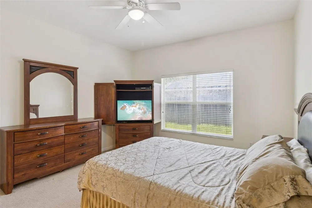 725 STAR POINTE DRIVE Seffner, FL 33584