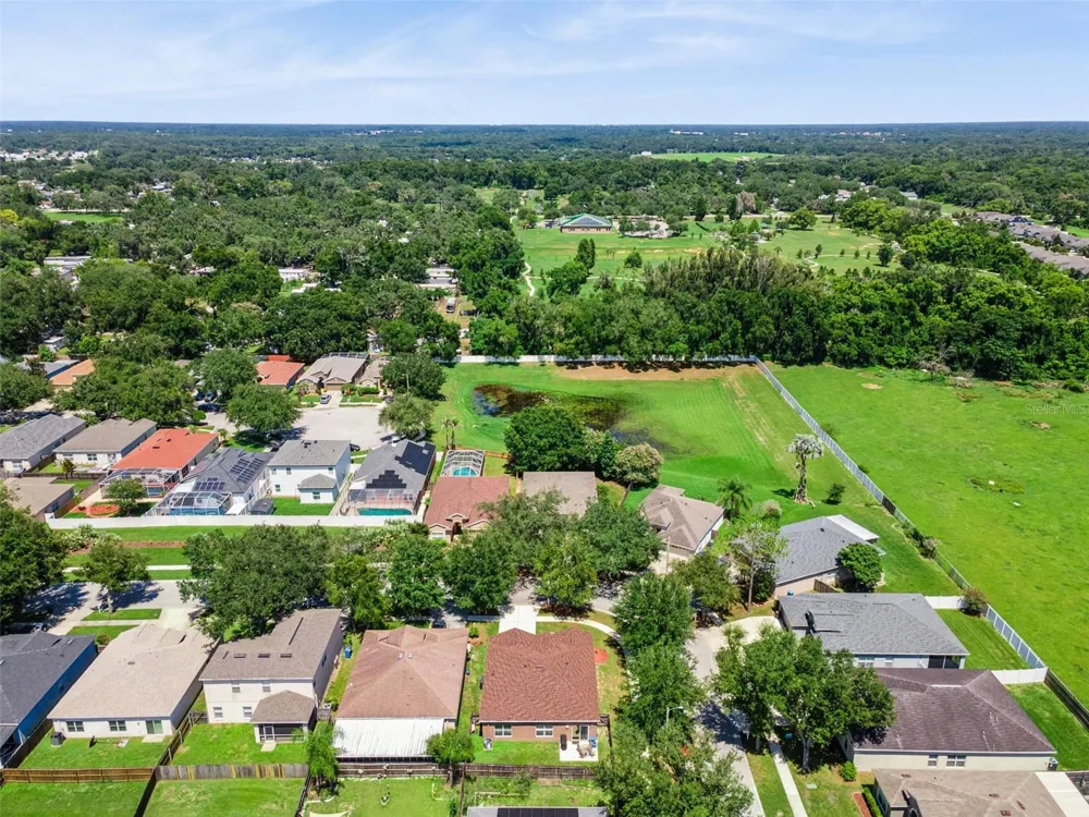 725 STAR POINTE DRIVE Seffner, FL 33584
