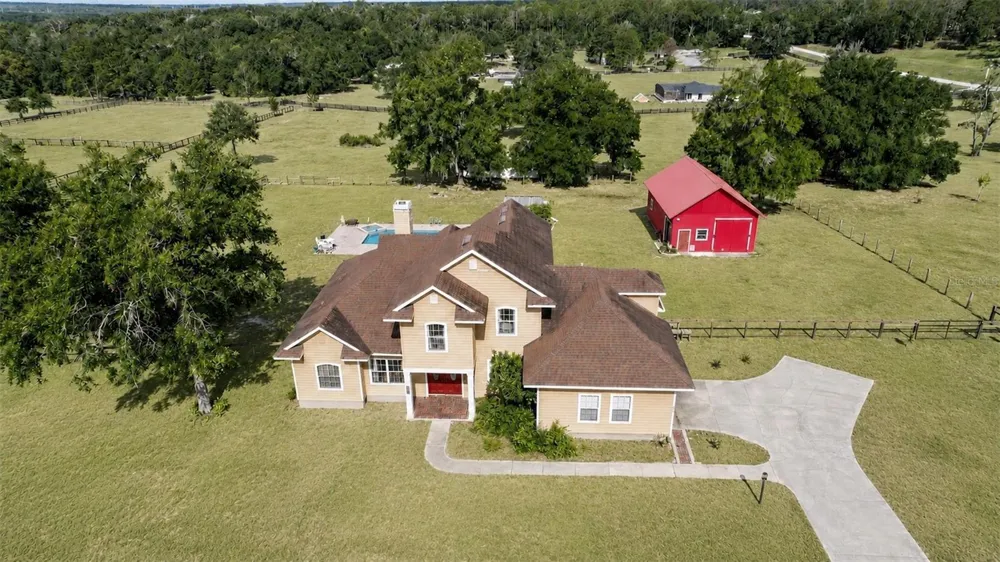 35405 STAGECOACH TRAIL Eustis, FL 32736