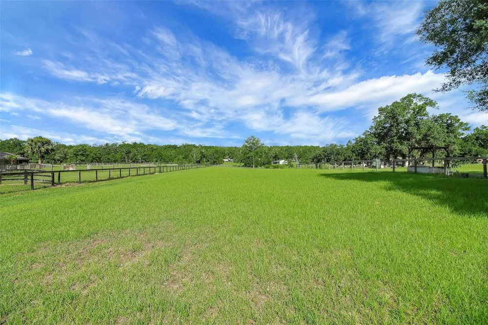 35405 STAGECOACH TRAIL Eustis, FL 32736