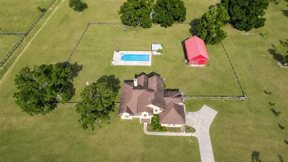 35405 STAGECOACH TRAIL Eustis, FL 32736