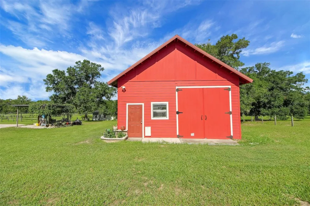 35405 STAGECOACH TRAIL Eustis, FL 32736