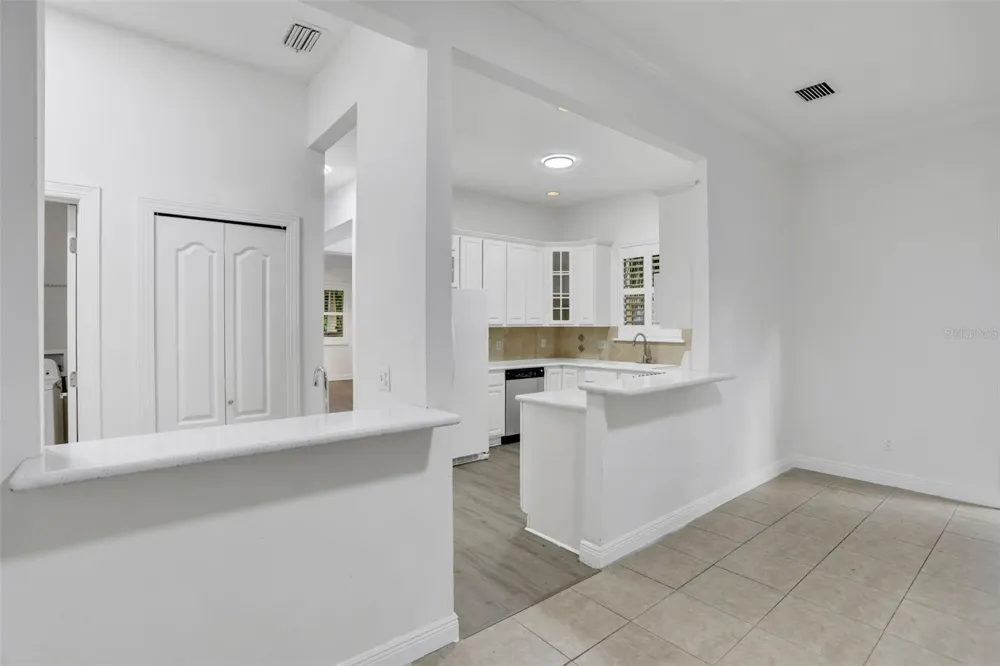 148 S THORNTON AVENUE Orlando, FL 32801
