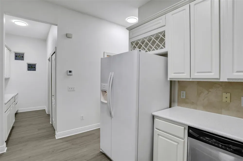 148 S THORNTON AVENUE Orlando, FL 32801