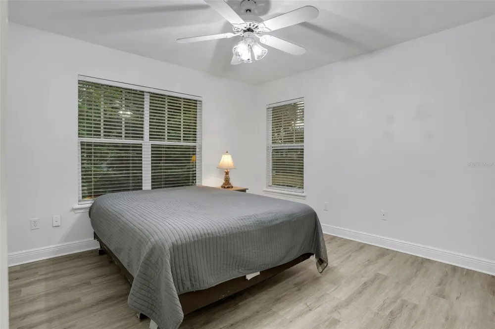 148 S THORNTON AVENUE Orlando, FL 32801