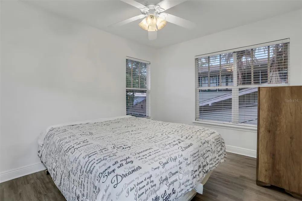 148 S THORNTON AVENUE Orlando, FL 32801