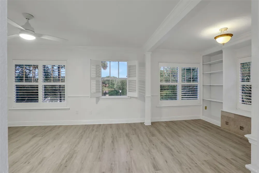 148 S THORNTON AVENUE Orlando, FL 32801
