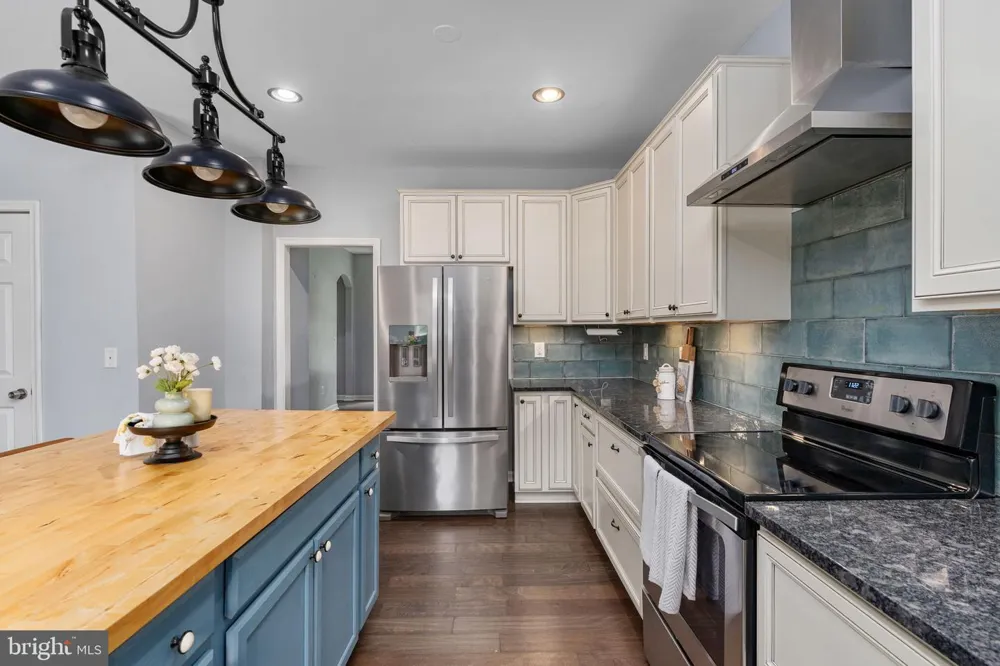 60 RIVER FALLS ROAD Fredericksburg, VA 22406