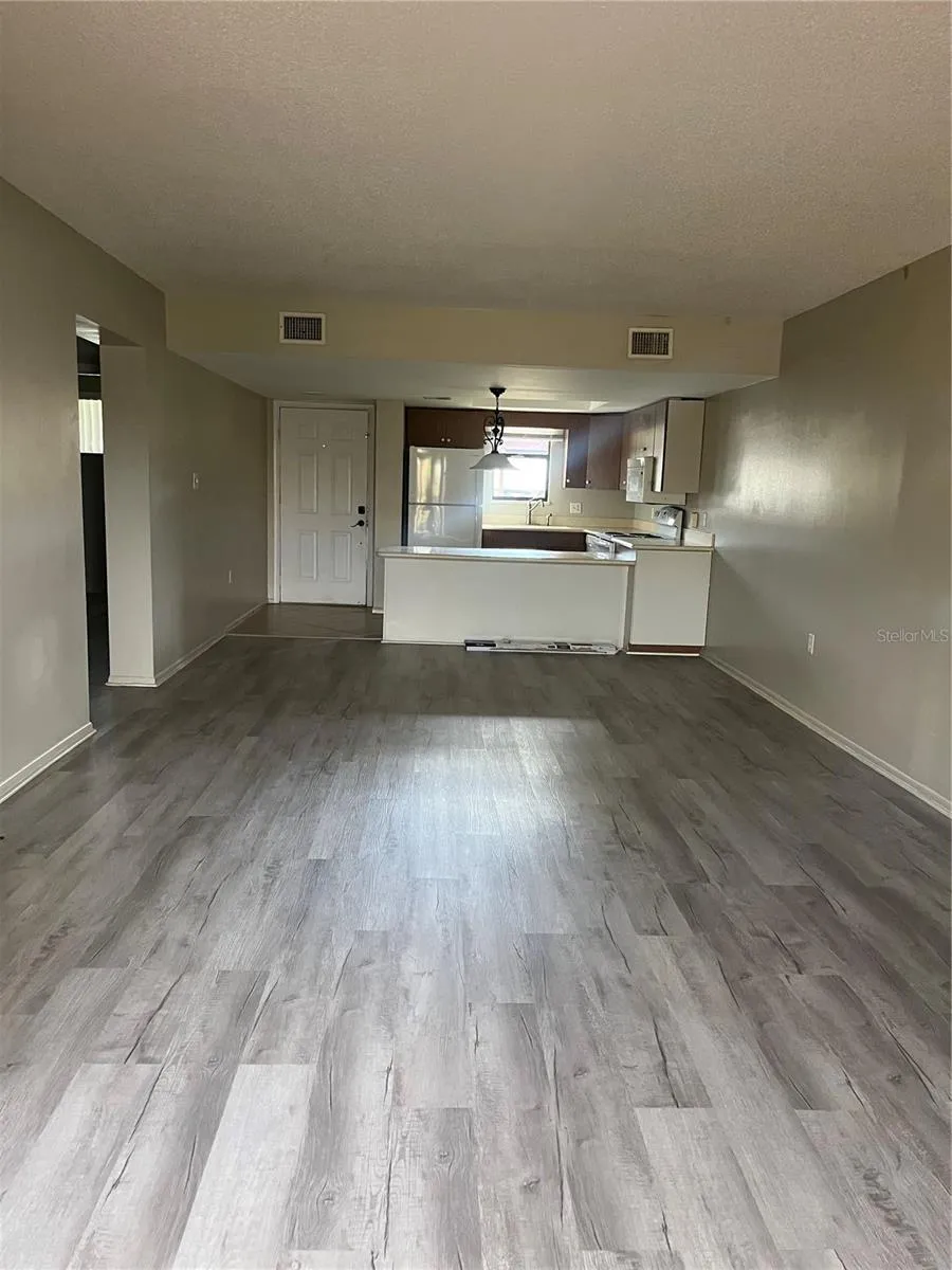 4300 BAYWOOD BOULEVARD #B105 Mount Dora, FL 32757