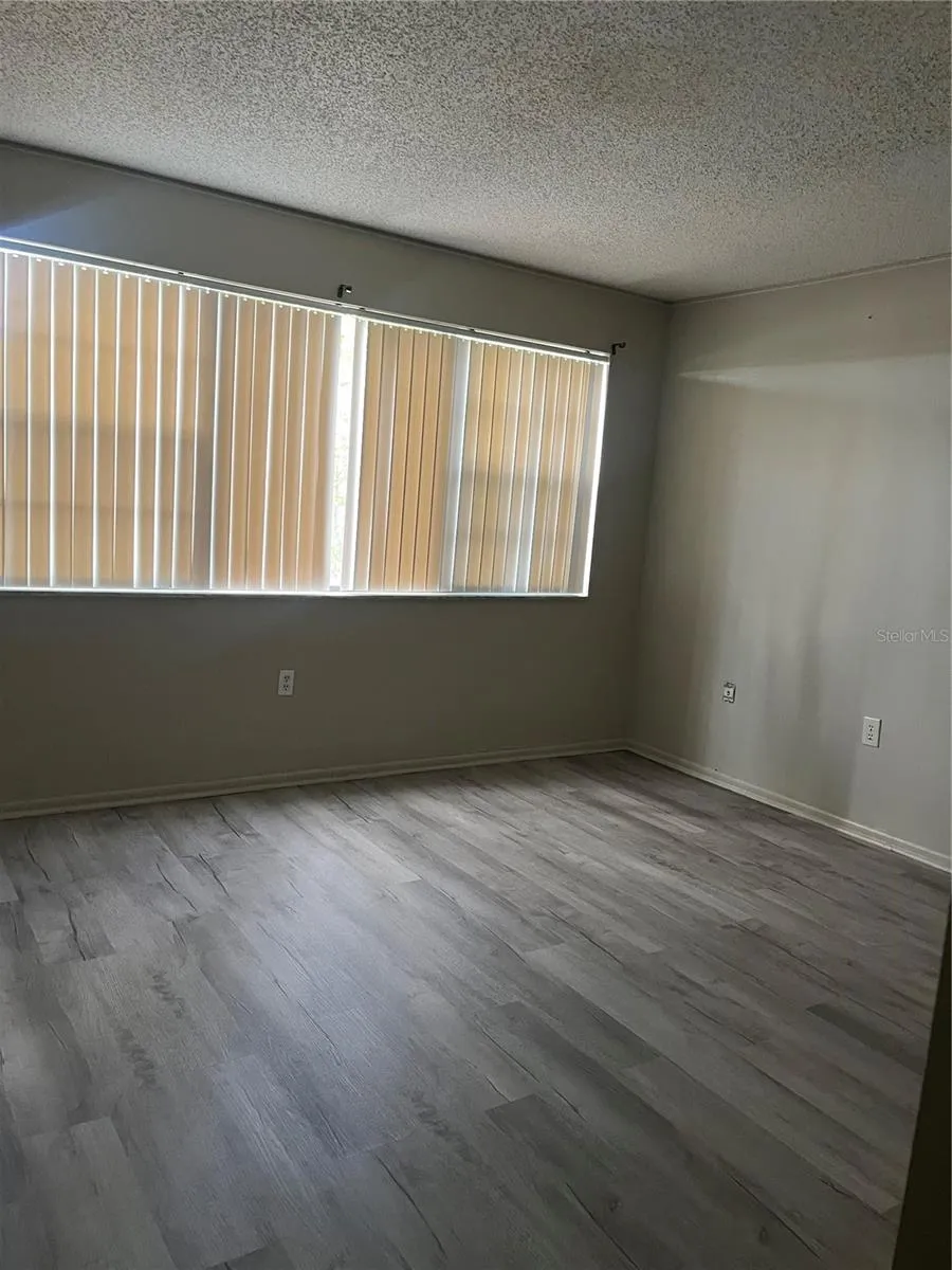 4300 BAYWOOD BOULEVARD #B105 Mount Dora, FL 32757