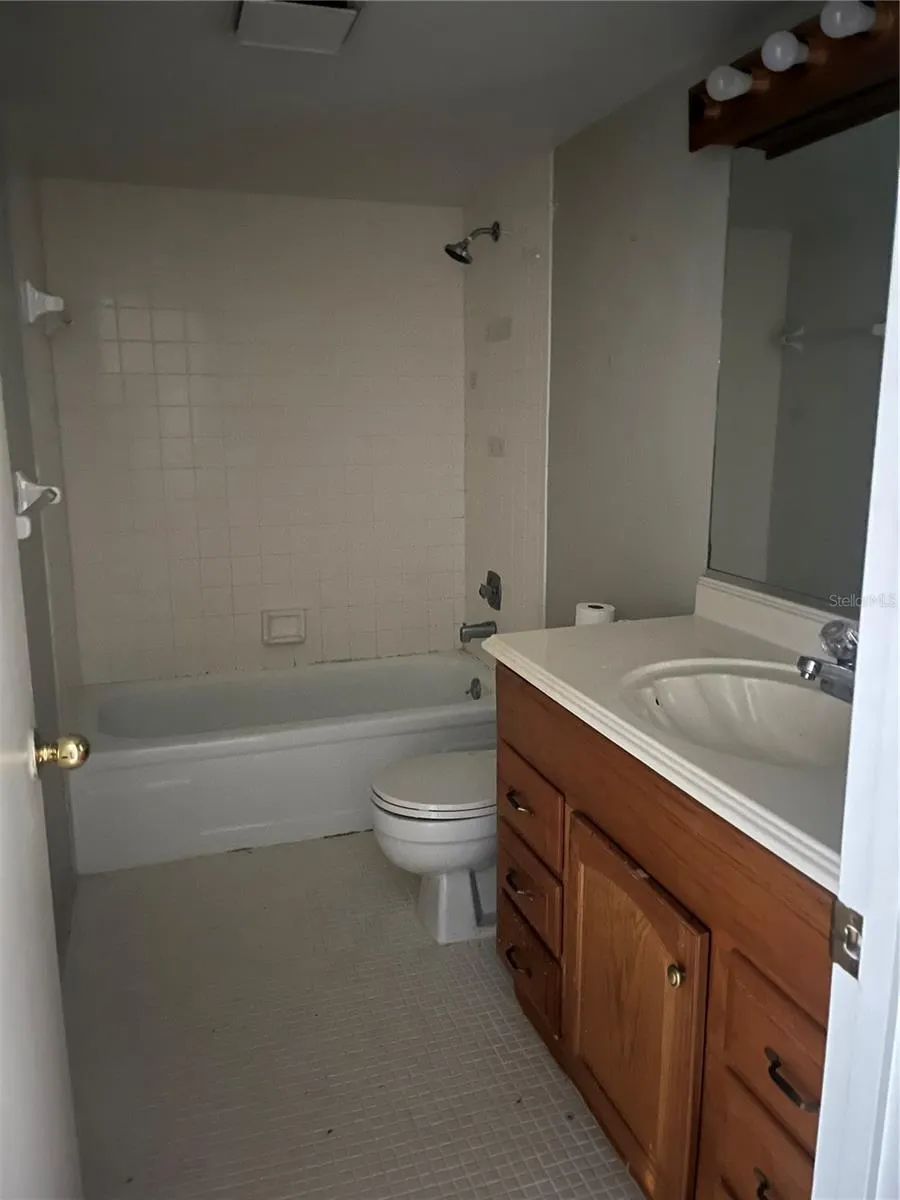 4300 BAYWOOD BOULEVARD #B105 Mount Dora, FL 32757