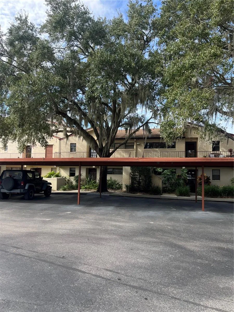4300 BAYWOOD BOULEVARD #B105 Mount Dora, FL 32757