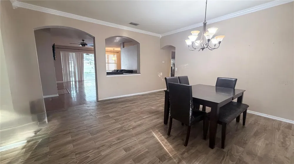 3806 TRIPLE JUMP STREET Valrico, FL 33596