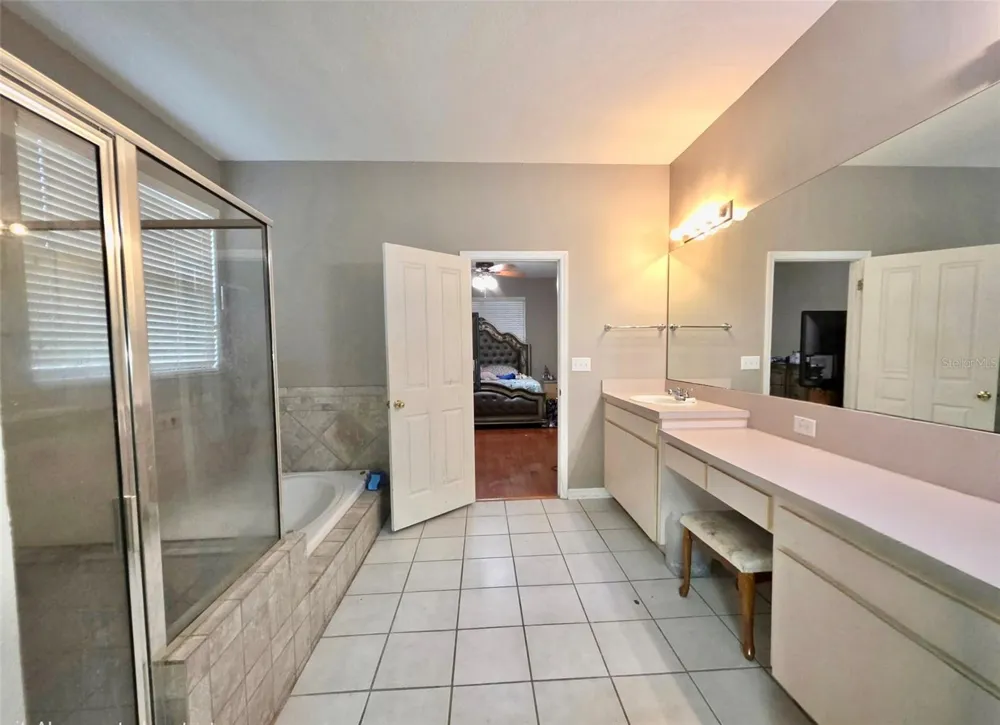 3806 TRIPLE JUMP STREET Valrico, FL 33596
