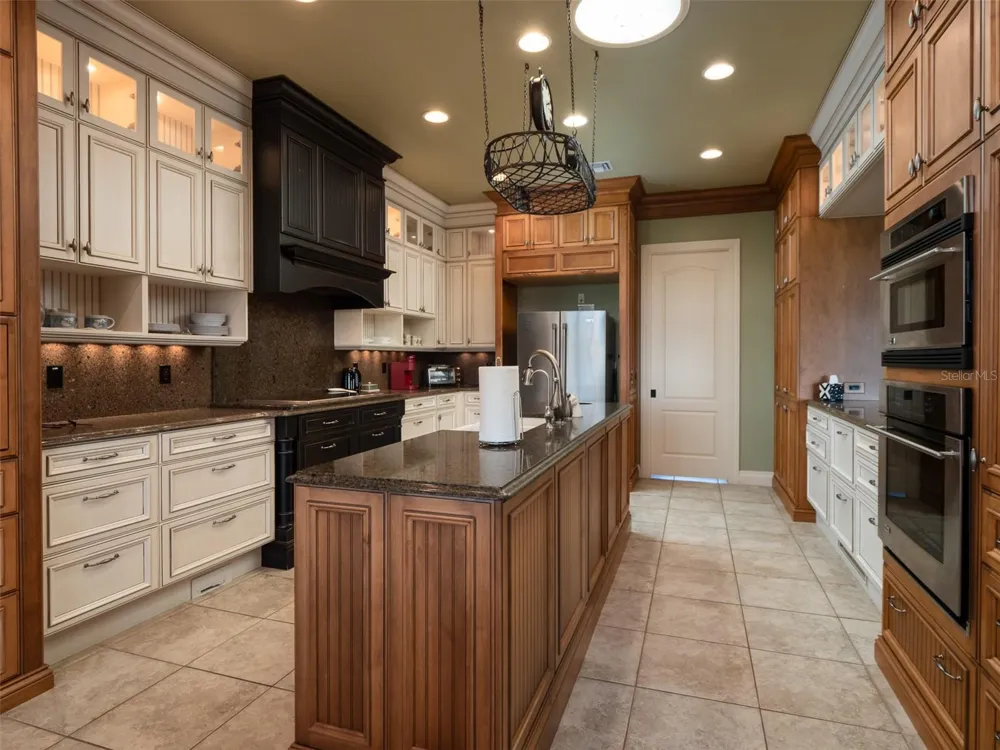 9504 NW HWY 320 Micanopy, FL 32667
