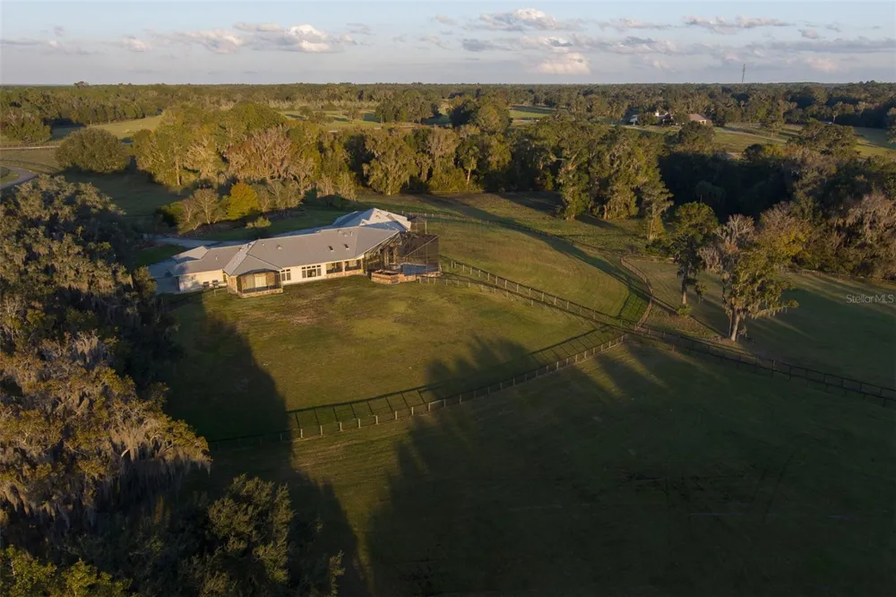 9504 NW HWY 320 Micanopy, FL 32667