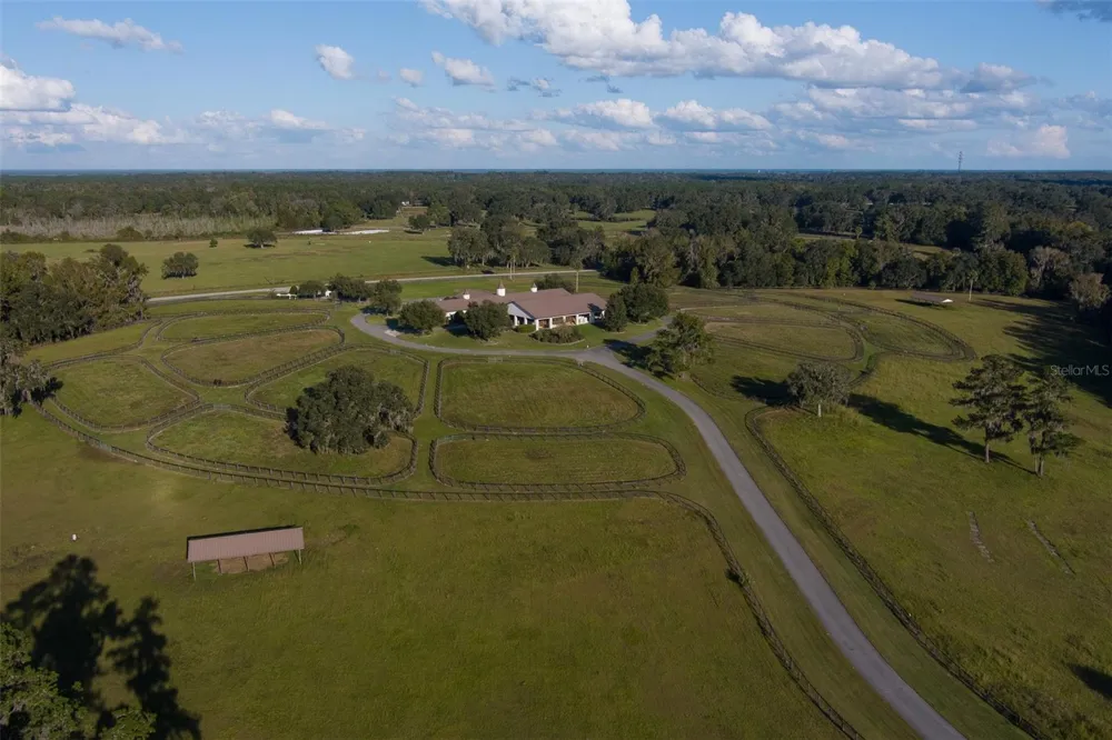9504 NW HWY 320 Micanopy, FL 32667