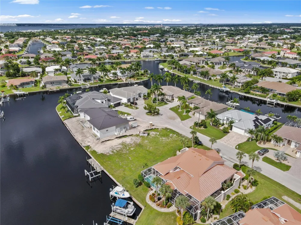 1217 GORDA CAY LANE Punta Gorda, FL 33950