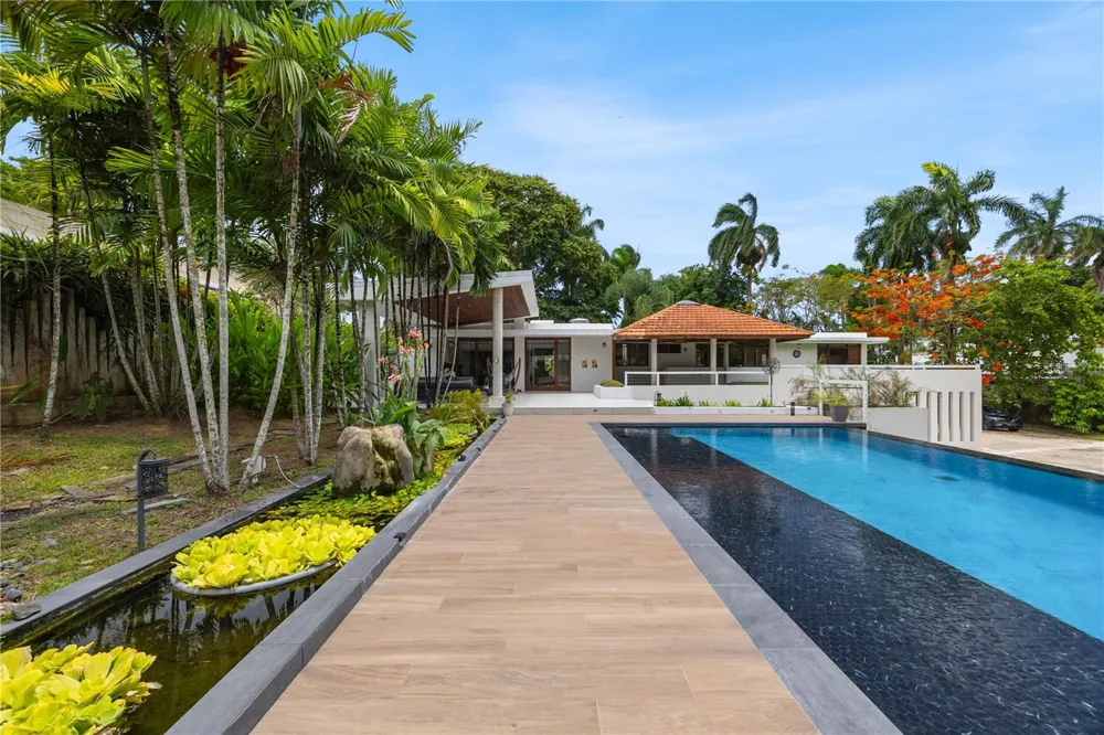 1841 BEGONIA ST, SANTA MARIA San Juan, PR 00927