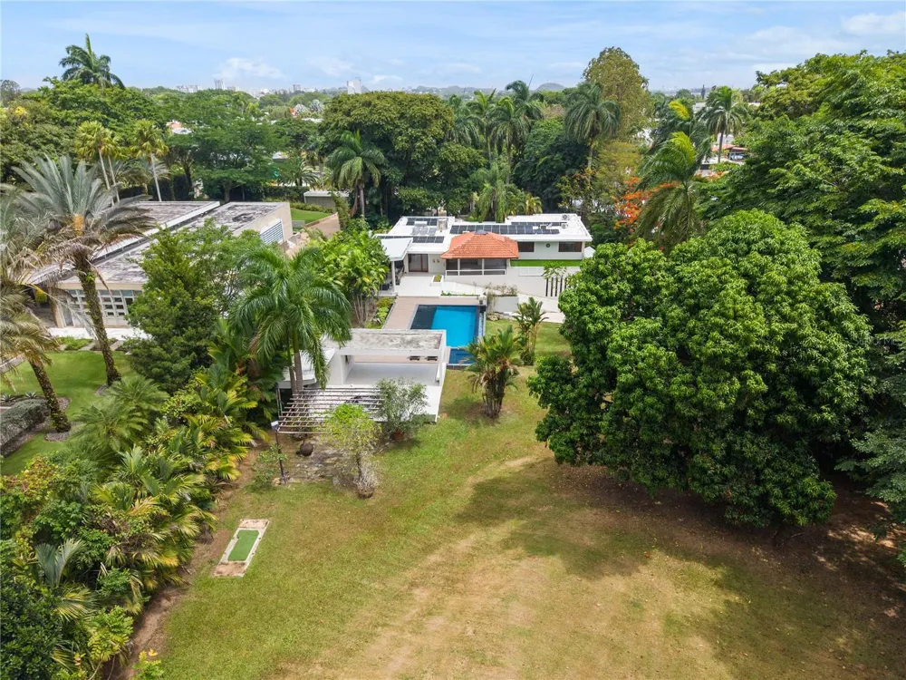 1841 BEGONIA ST, SANTA MARIA San Juan, PR 00927