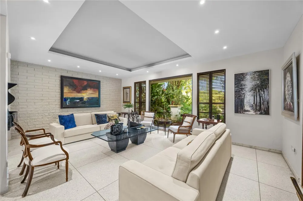 1841 BEGONIA ST, SANTA MARIA San Juan, PR 00927