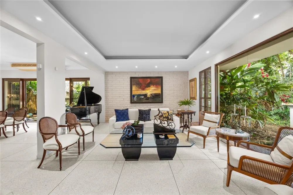 1841 BEGONIA ST, SANTA MARIA San Juan, PR 00927