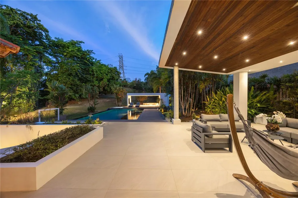 1841 BEGONIA ST, SANTA MARIA San Juan, PR 00927