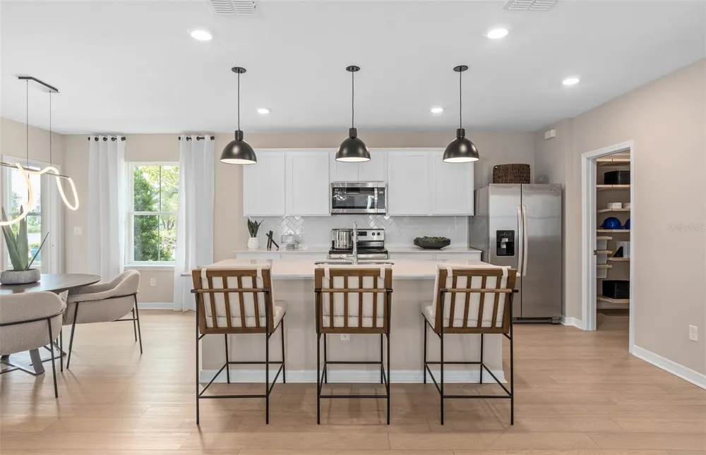 10740 LEAFY LAUREL STREET Orlando, FL 32829