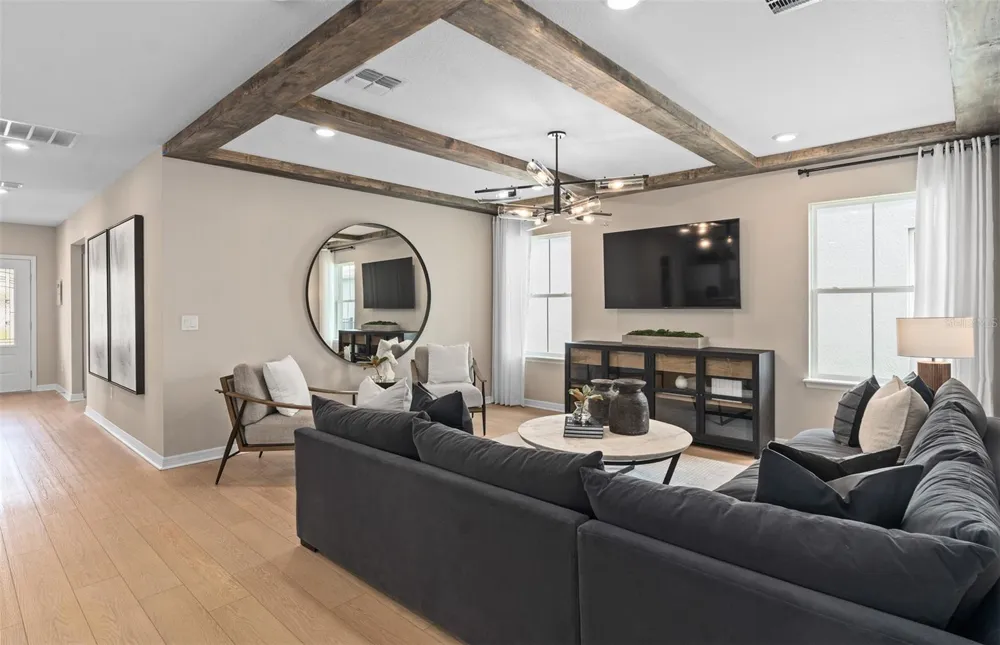 10740 LEAFY LAUREL STREET Orlando, FL 32829