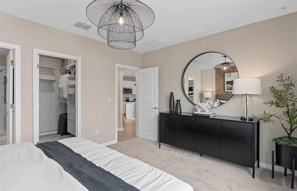 10740 LEAFY LAUREL STREET Orlando, FL 32829