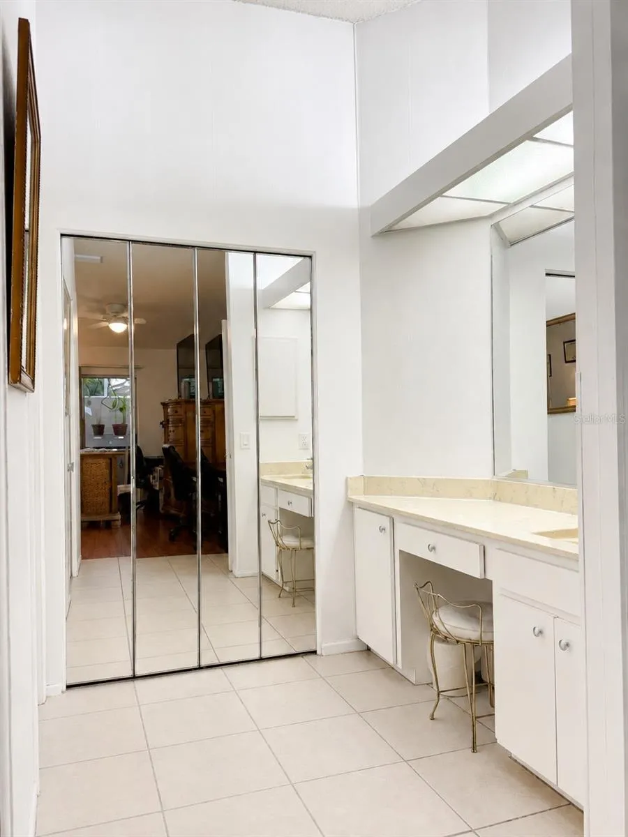 5608 37TH STREET E #26 Bradenton, FL 34203