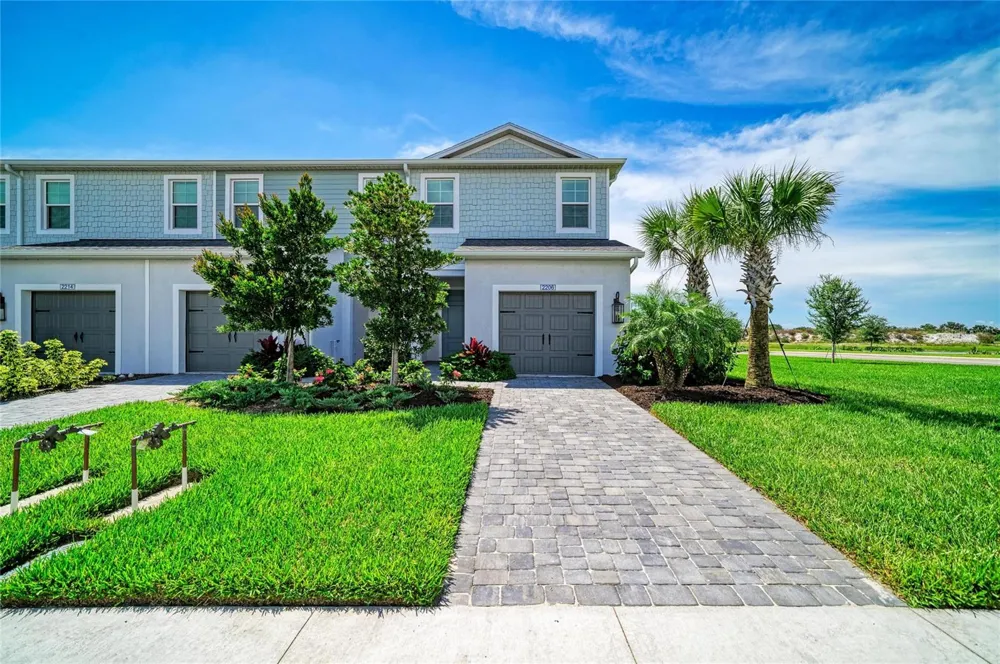 2206 WASHINGTON PALM COURT Bradenton, FL 34212