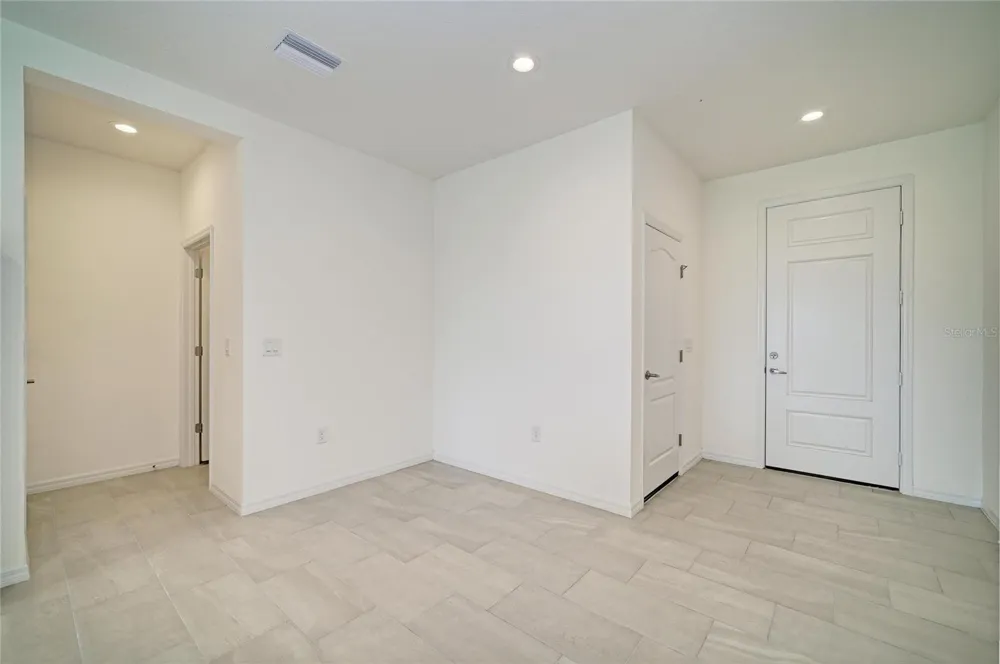 2206 WASHINGTON PALM COURT Bradenton, FL 34212