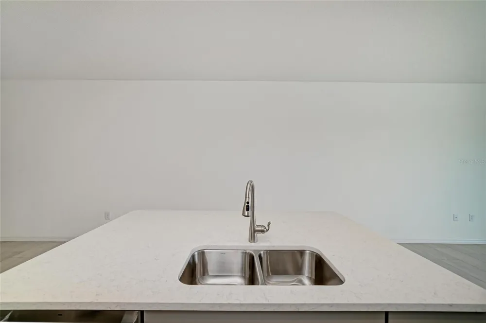 2206 WASHINGTON PALM COURT Bradenton, FL 34212