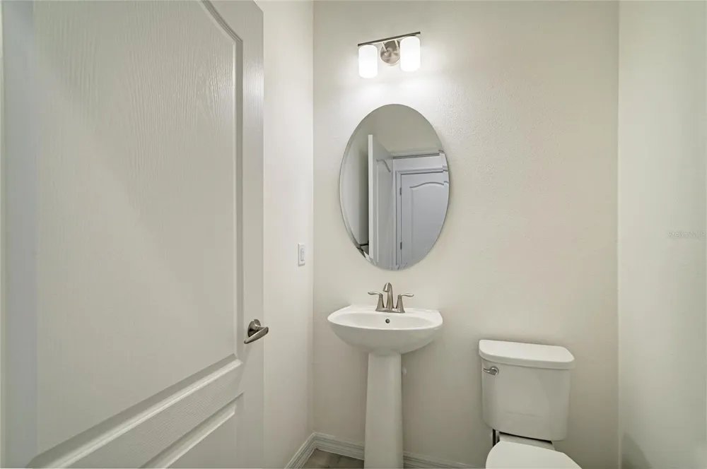 2206 WASHINGTON PALM COURT Bradenton, FL 34212