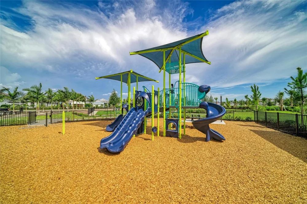 2206 WASHINGTON PALM COURT Bradenton, FL 34212
