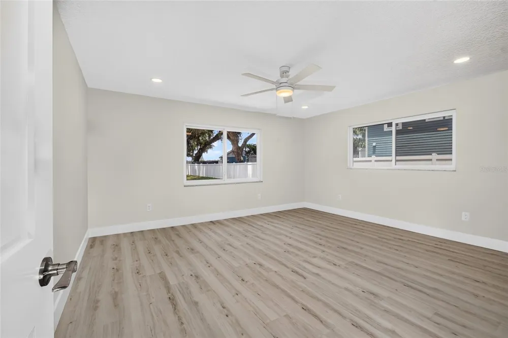 1225 HOFFNER AVENUE Orlando, FL 32809
