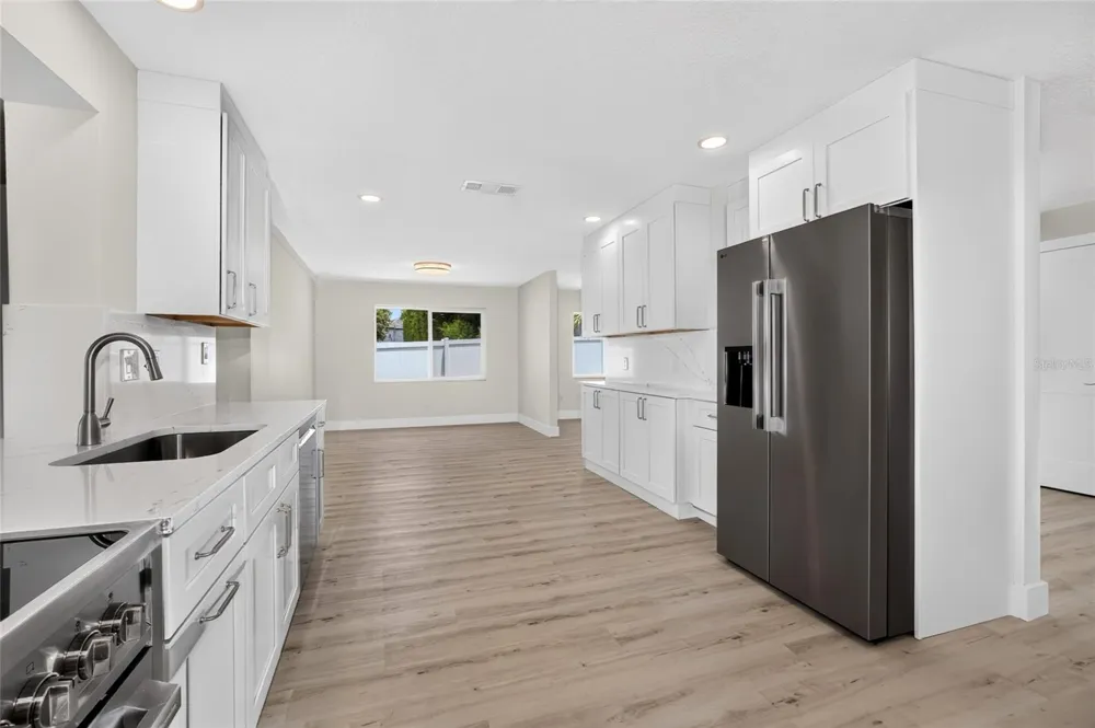 1225 HOFFNER AVENUE Orlando, FL 32809