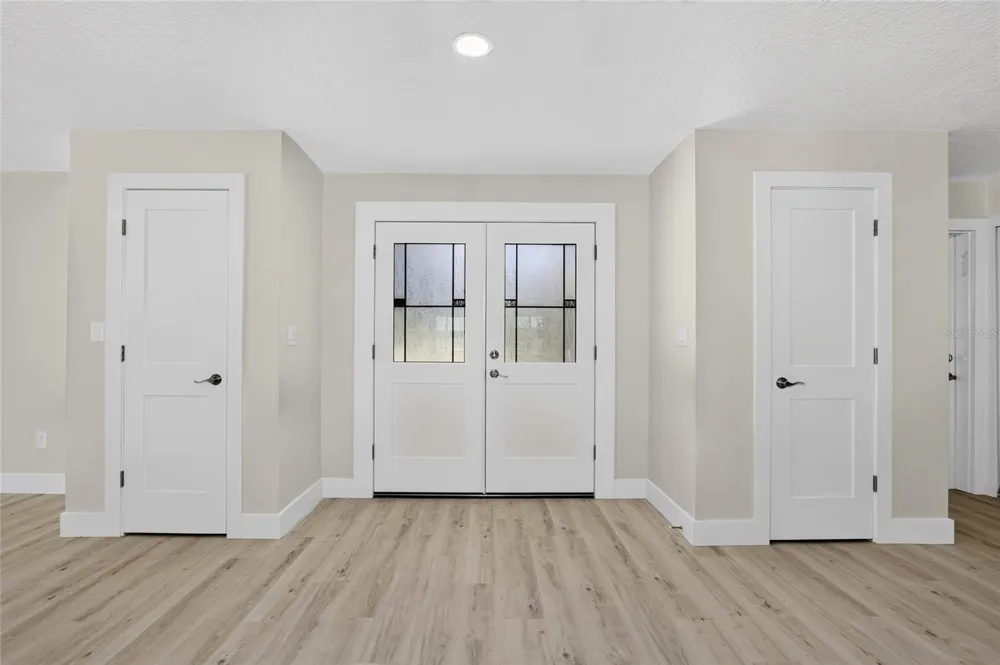 1225 HOFFNER AVENUE Orlando, FL 32809