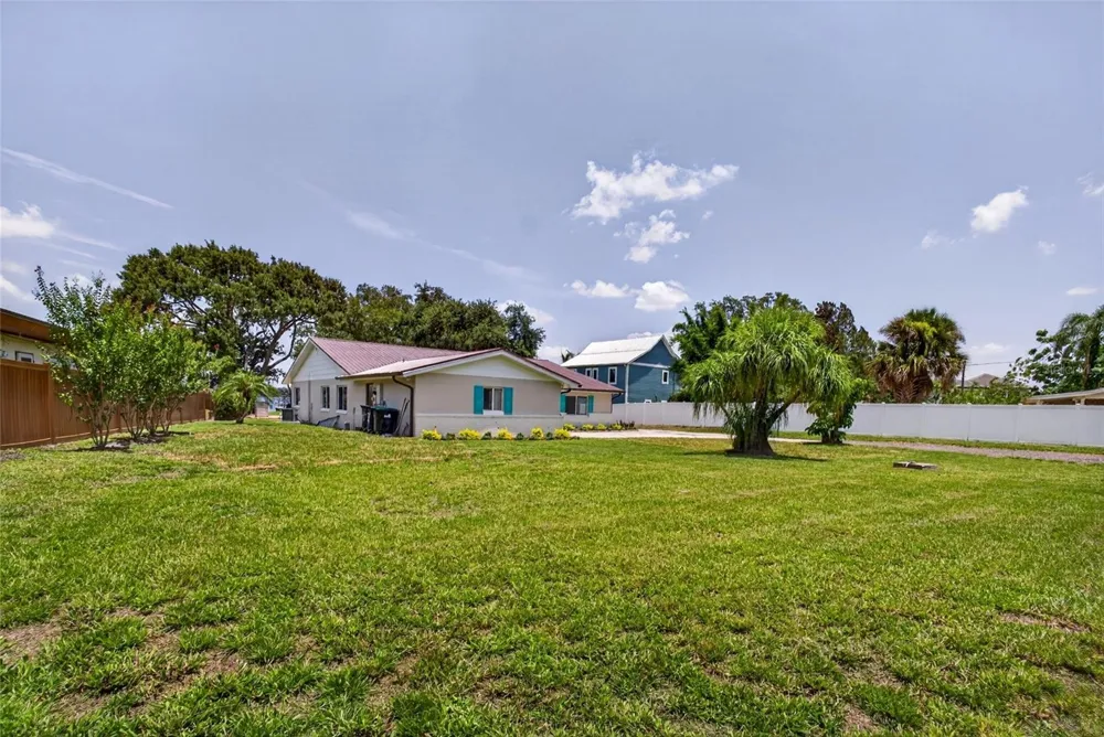 1225 HOFFNER AVENUE Orlando, FL 32809